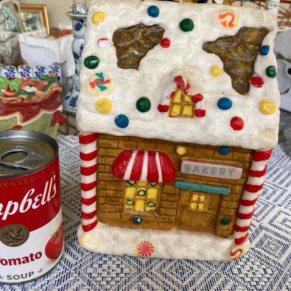 POTTERY BARN Gingerbread House Candle Large 8"Hx6"Lx4"W UNUSED VINTAGE RARE - Picture 7 of 10